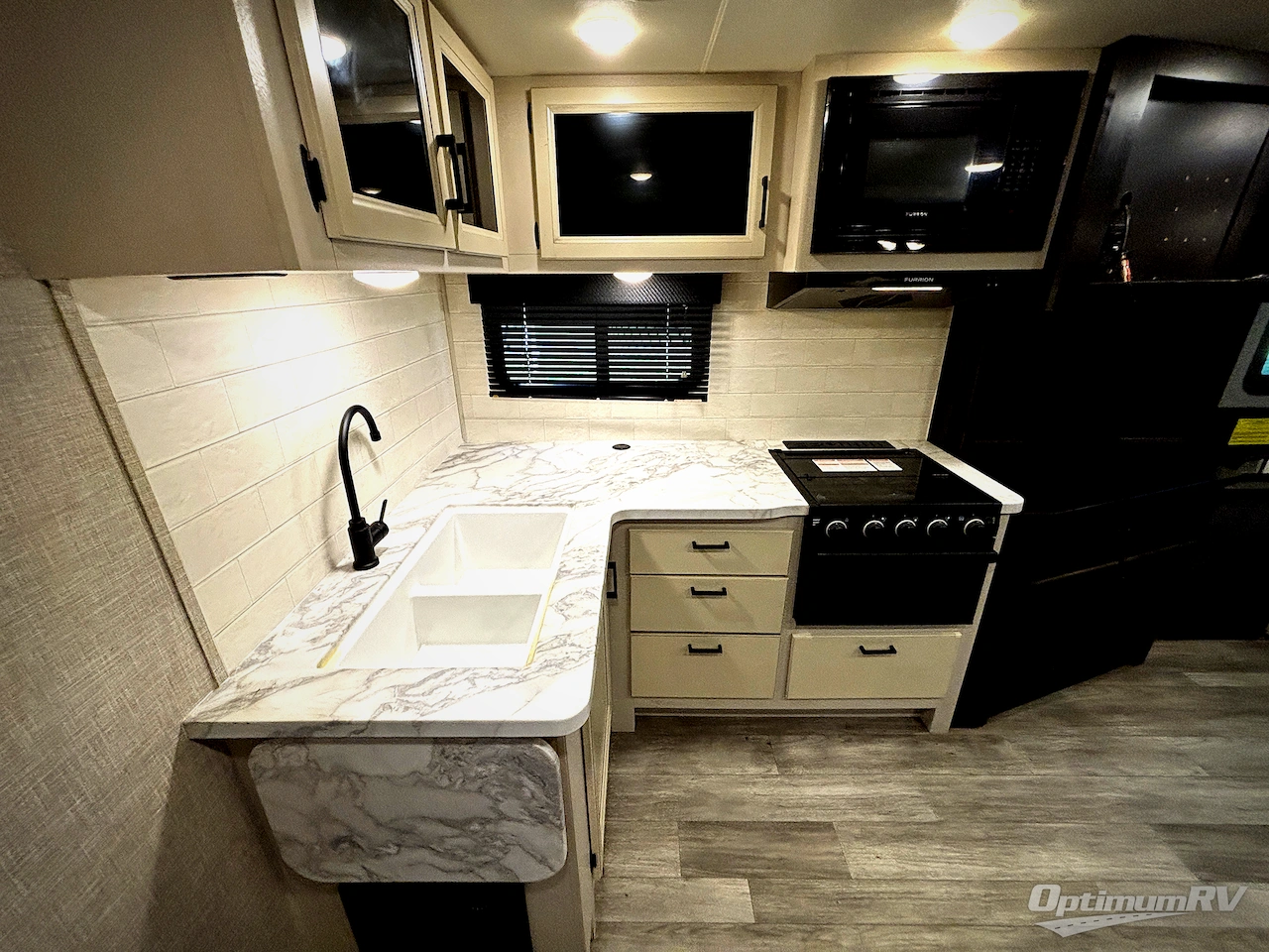 2023 Jayco Jay Feather 26RL Photo 6