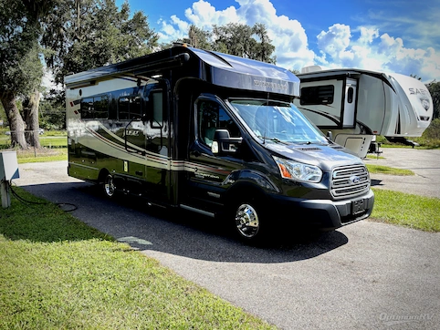 Used 2018 Winnebago Fuse 23A Featured Photo