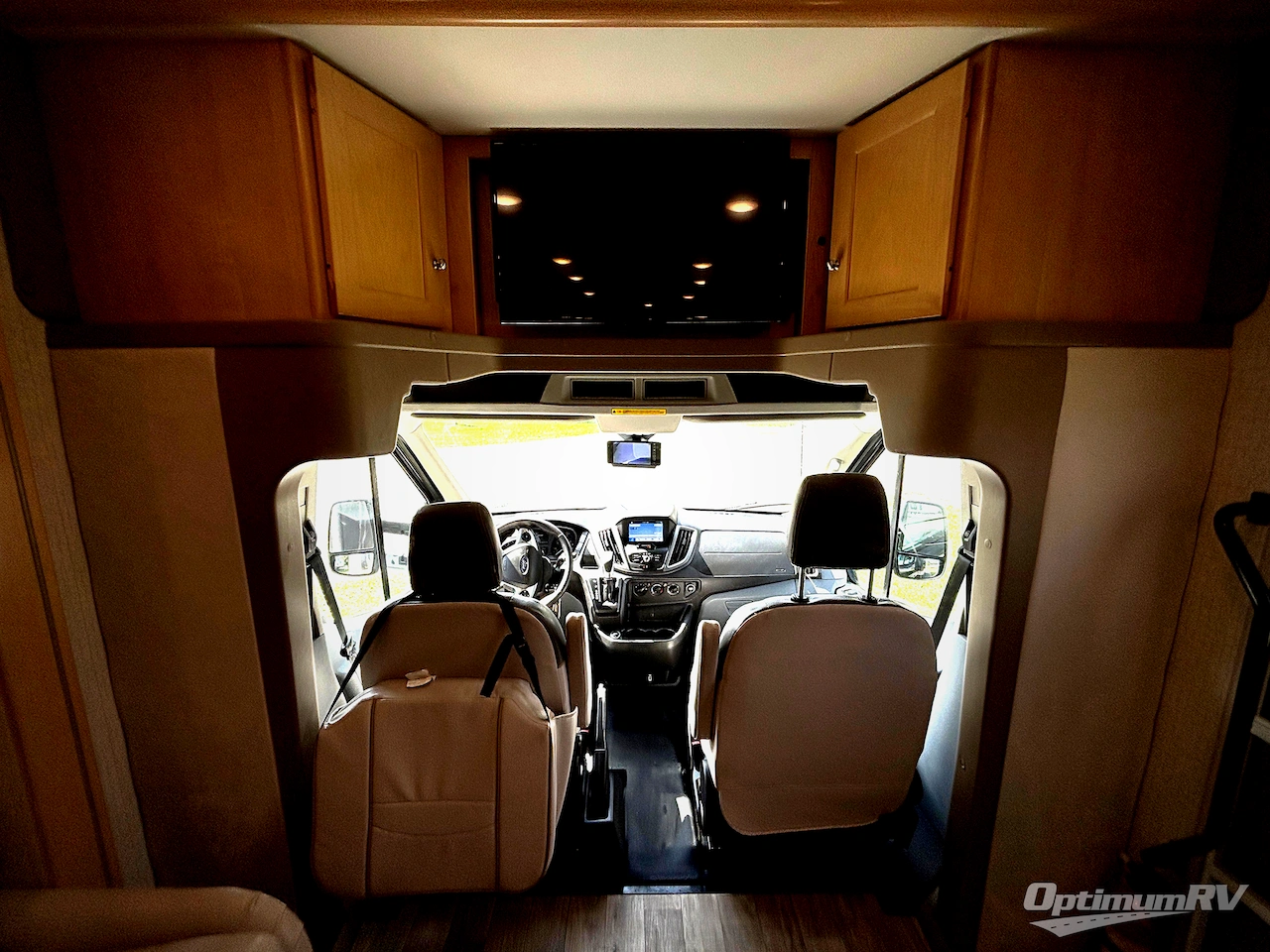 2018 Winnebago Fuse 23A Photo 10