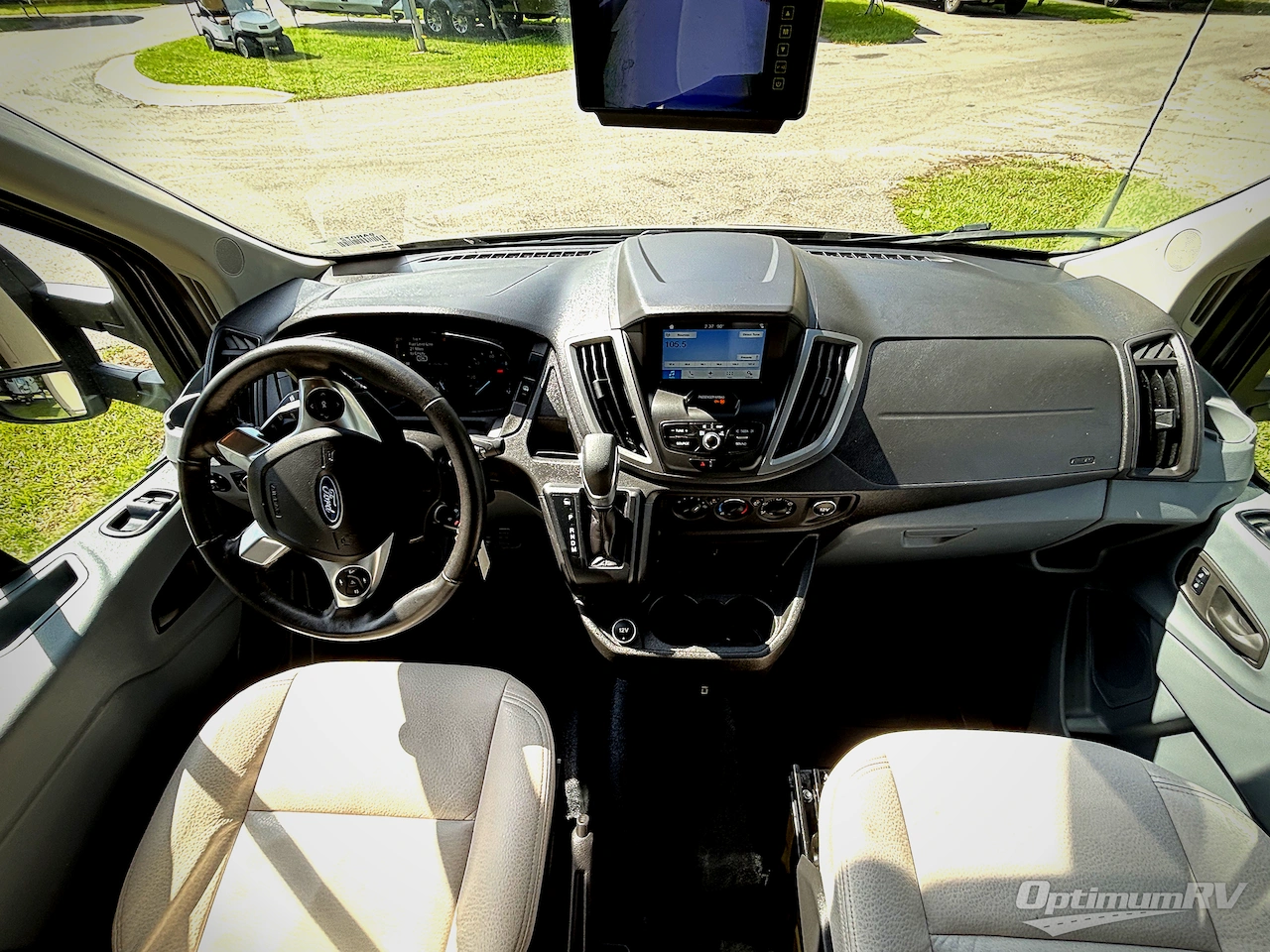 2018 Winnebago Fuse 23A Photo 8
