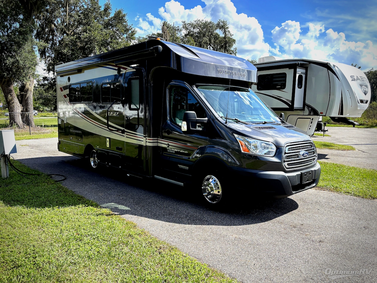 2018 Winnebago Fuse 23A Photo 1