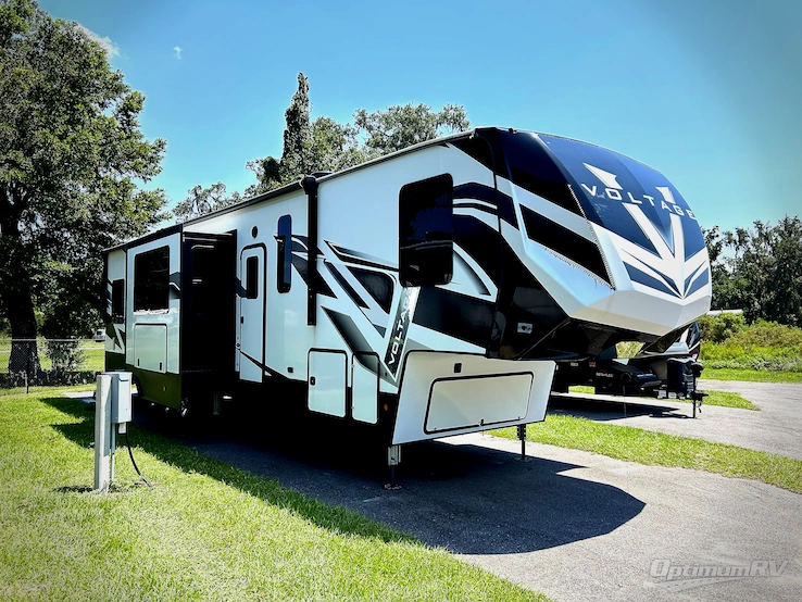2022 Dutchmen Voltage 4015 RV Photo 1