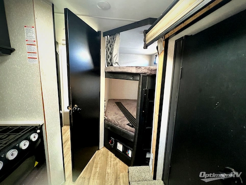 2022 Forest River Cherokee Grey Wolf 26BRB RV Photo 3