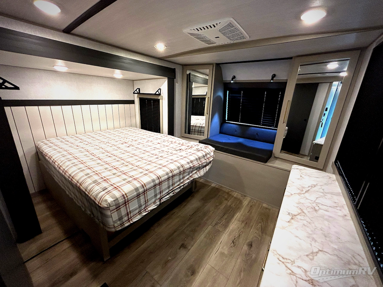 2024 Forest River Salem VIEW Photo 8