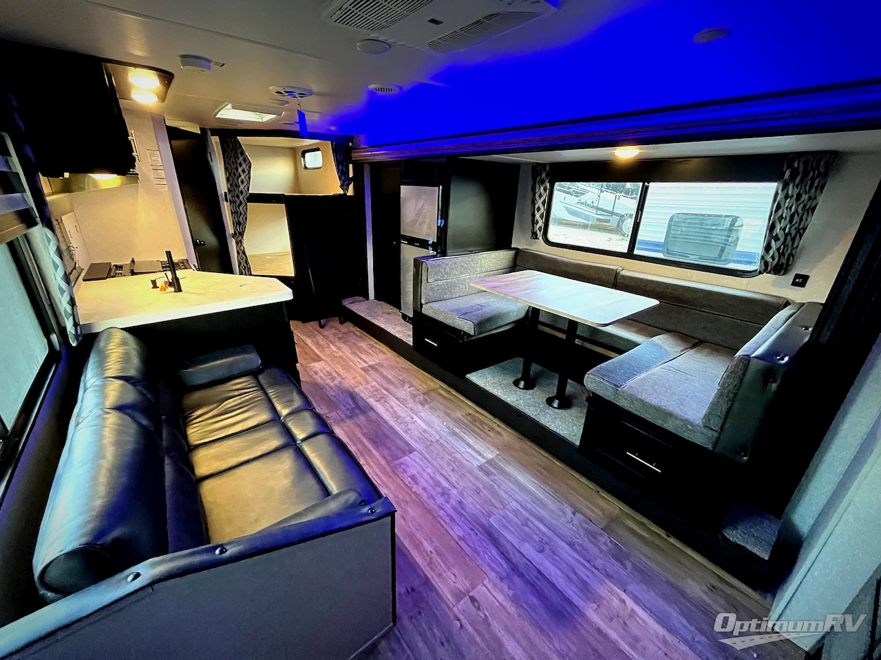 2022 Forest River Cherokee Grey Wolf 26BRB Photo 4