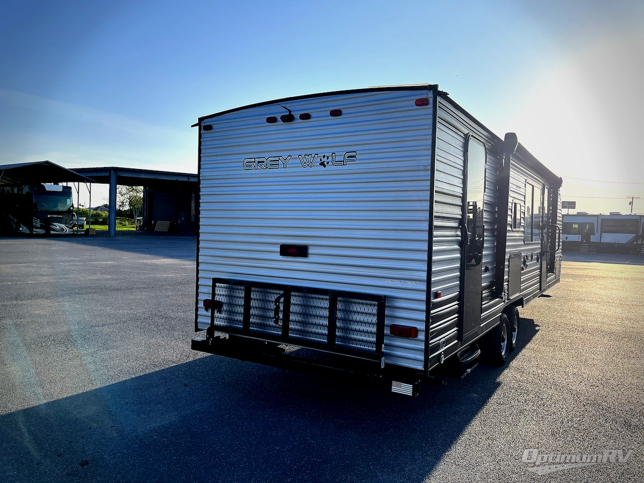 2022 Forest River Cherokee Grey Wolf 26BRB Photo 2