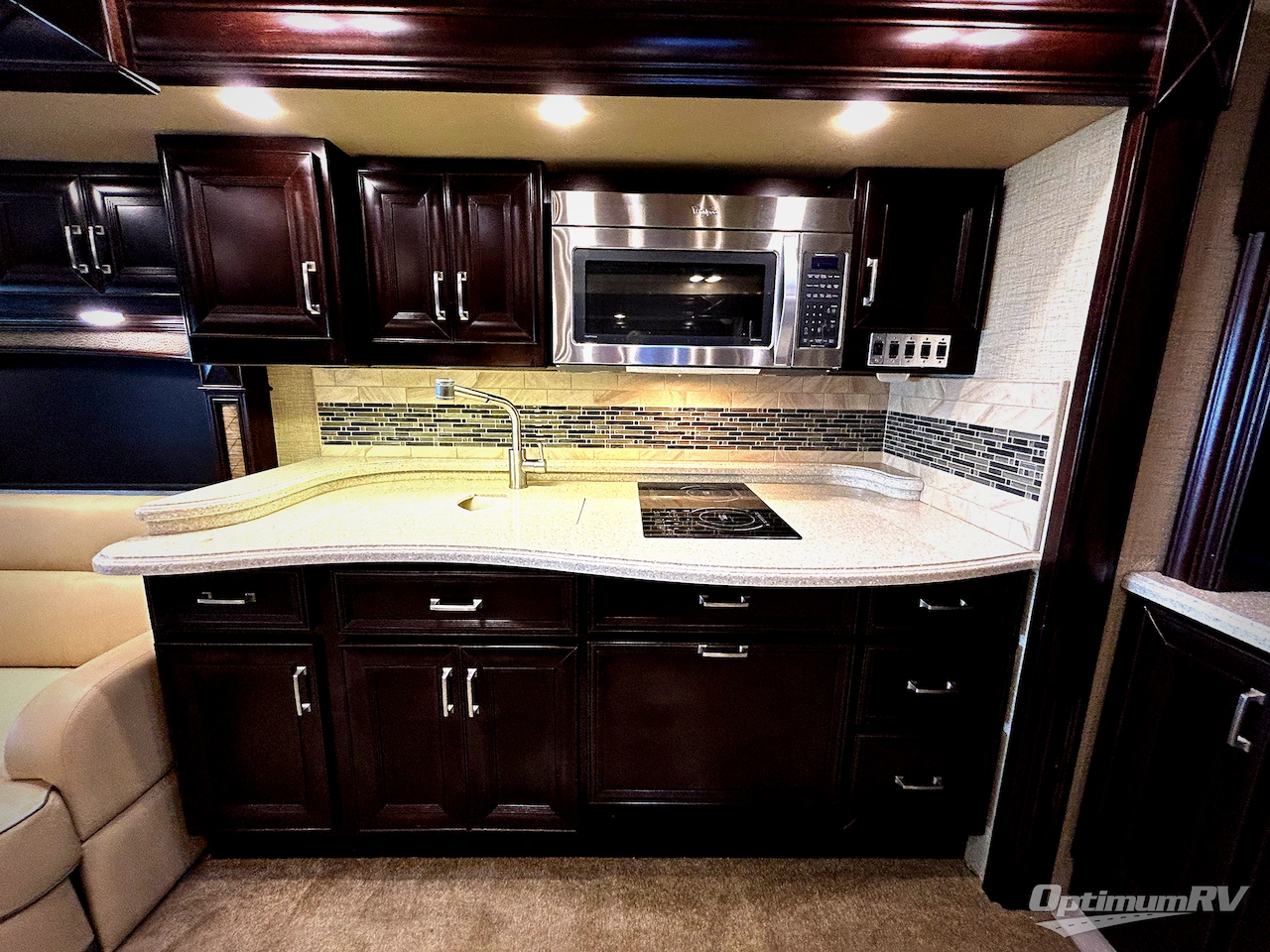 2015 American Coach American Revolution 42W Photo 6