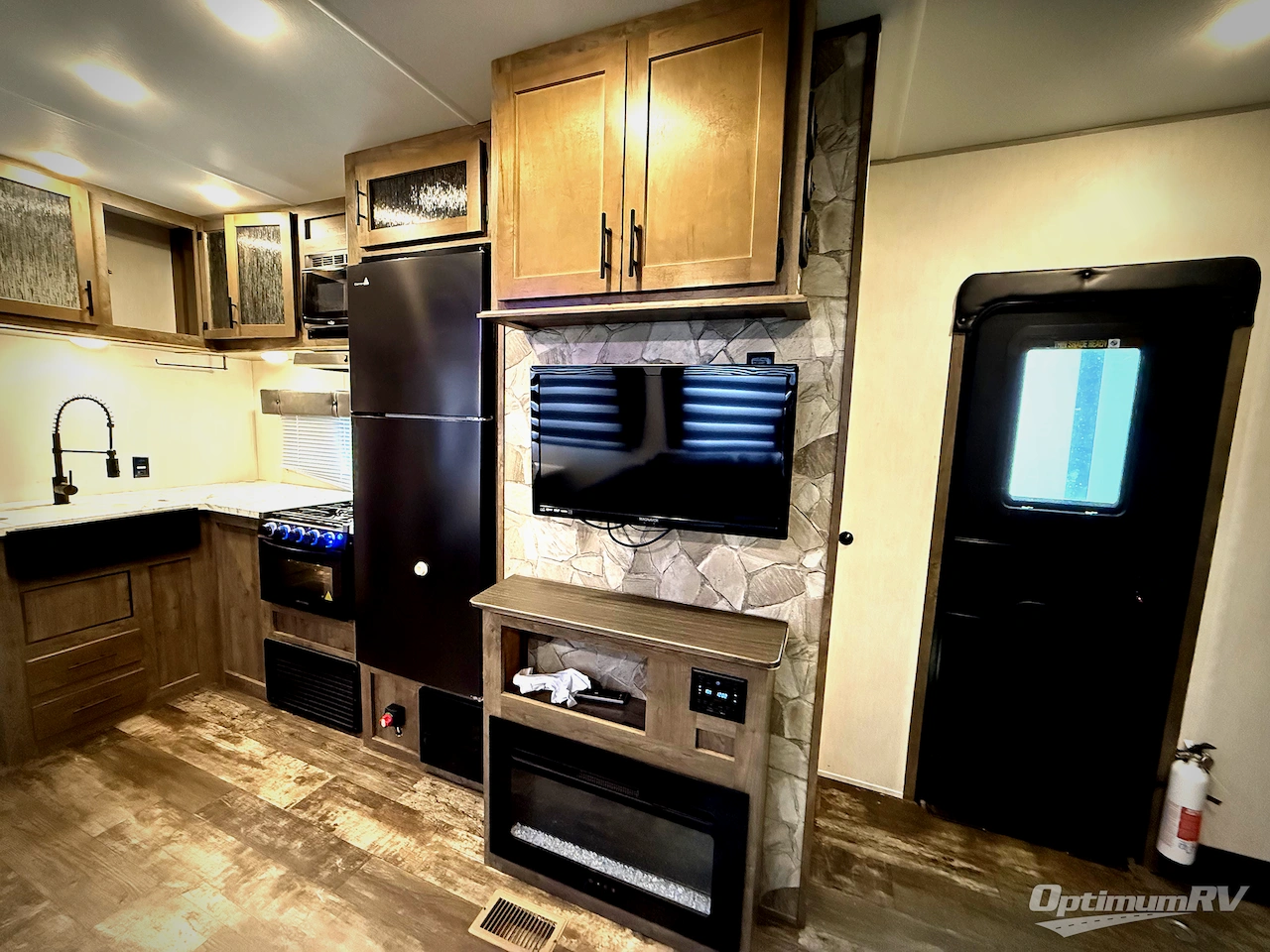 2022 Forest River Cherokee Wolf Pack 27PACK10 Photo 13