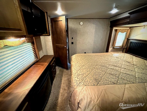 2016 Keystone alpine 3730 RV Photo 3