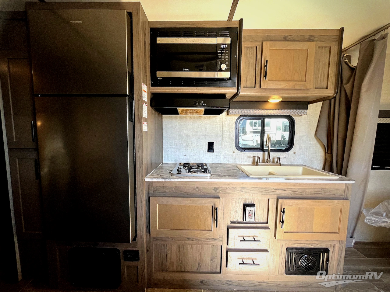 2022 Gulf Stream Trailmaster Ultra-Lite 248BH Photo 8