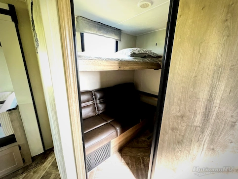 2023 Palomino Puma 32MBDS RV Photo 4