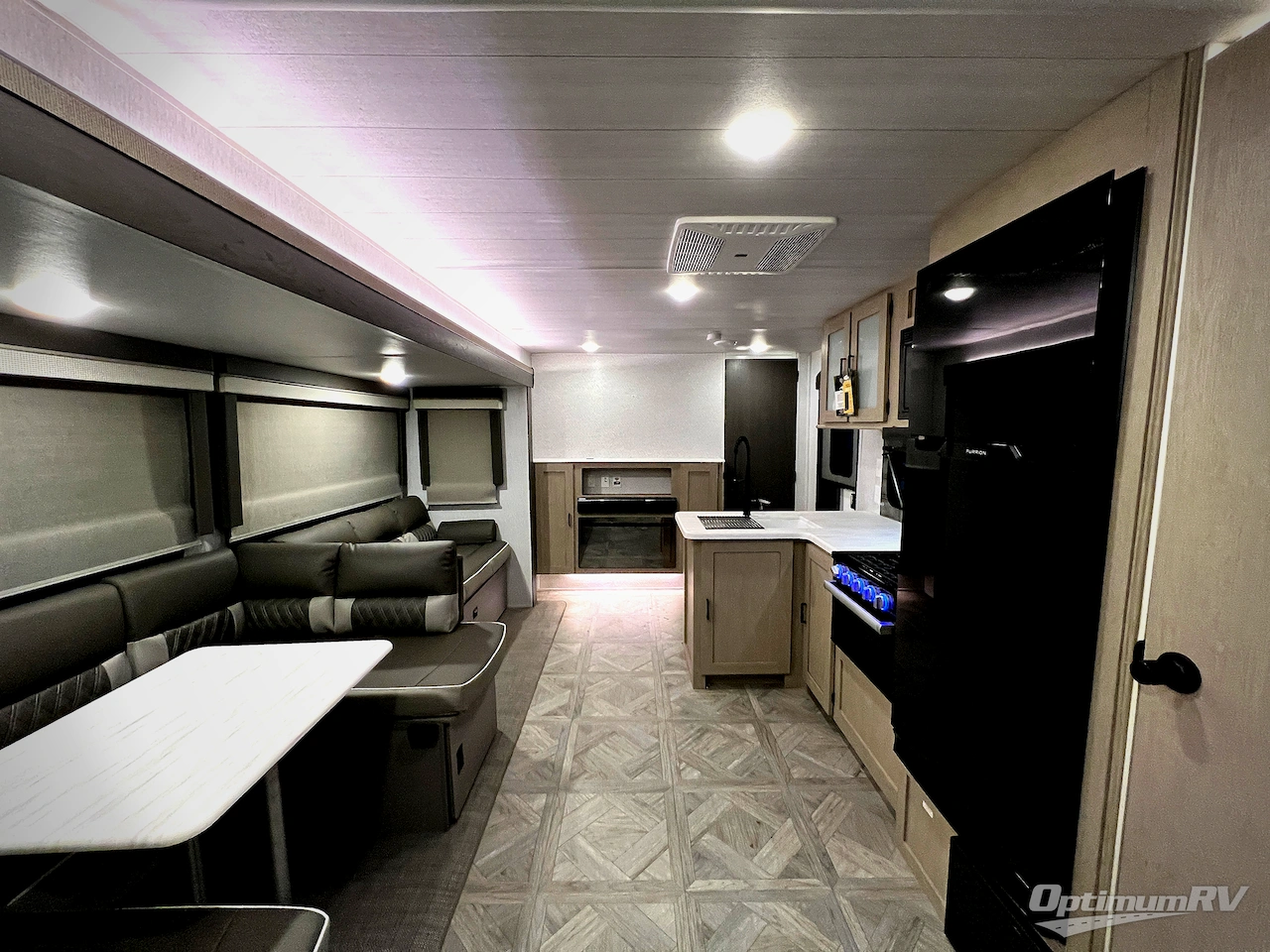 2024 Forest River Wildwood 28DBUD Photo 1