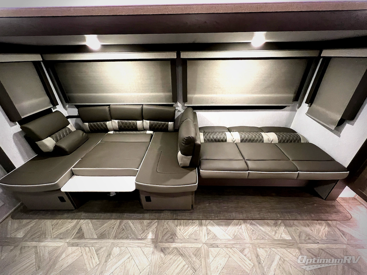 2024 Forest River Wildwood 28DBUD Photo 8