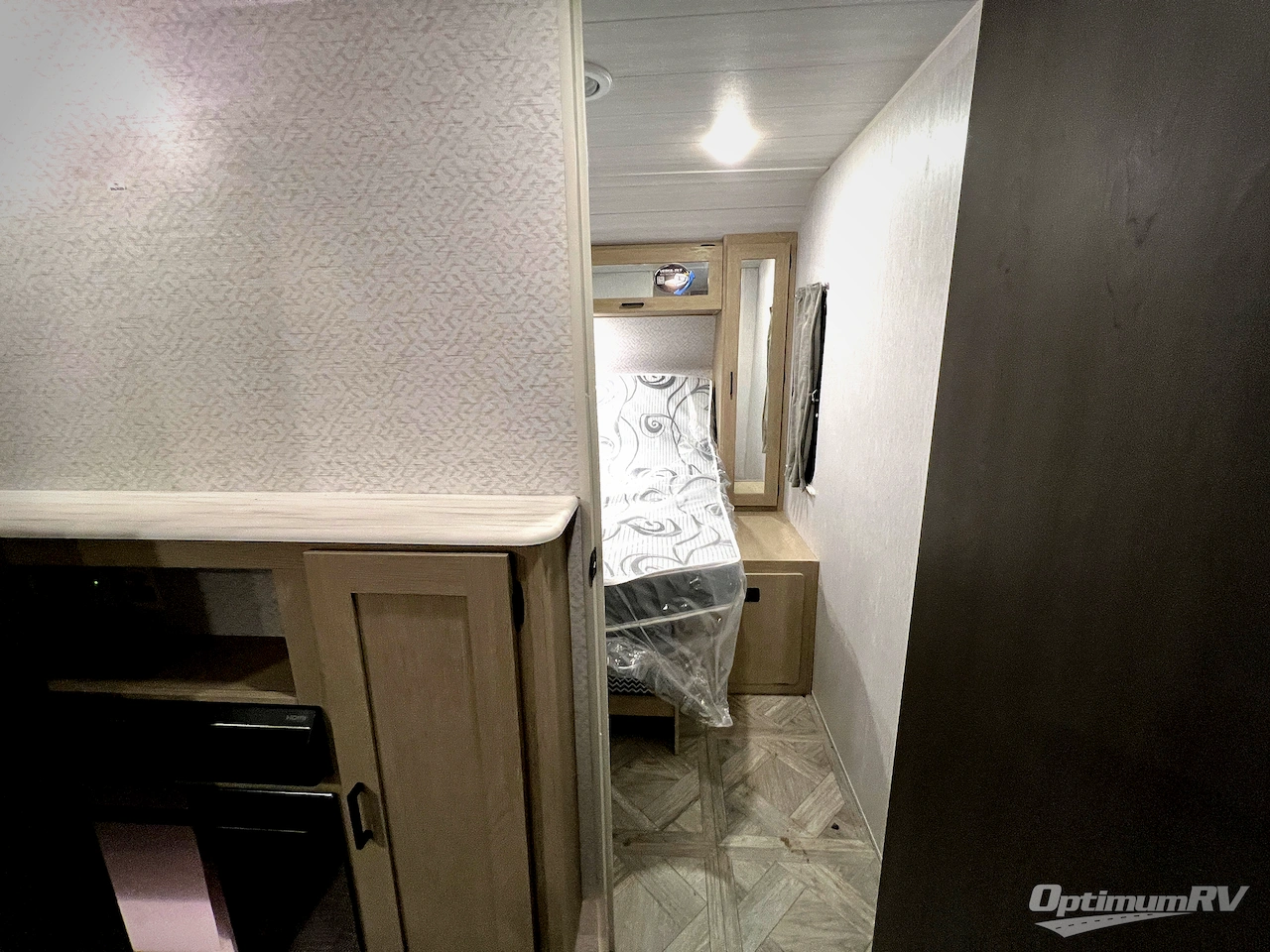 2024 Forest River Wildwood 28DBUD Photo 27