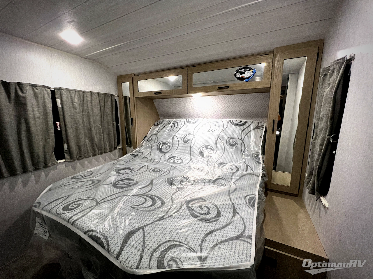 2024 Forest River Wildwood 28DBUD Photo 28