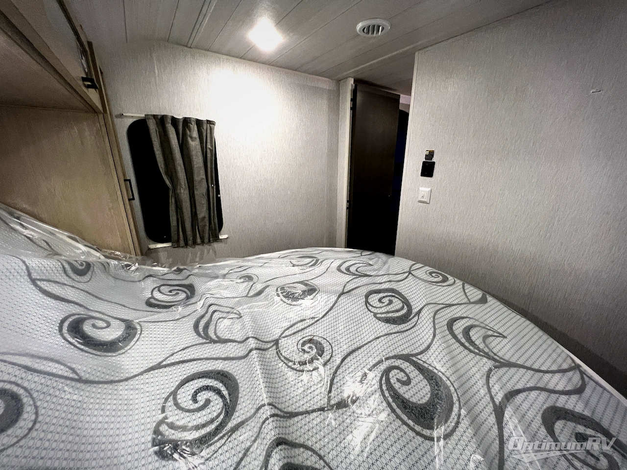 2024 Forest River Wildwood 28DBUD Photo 30