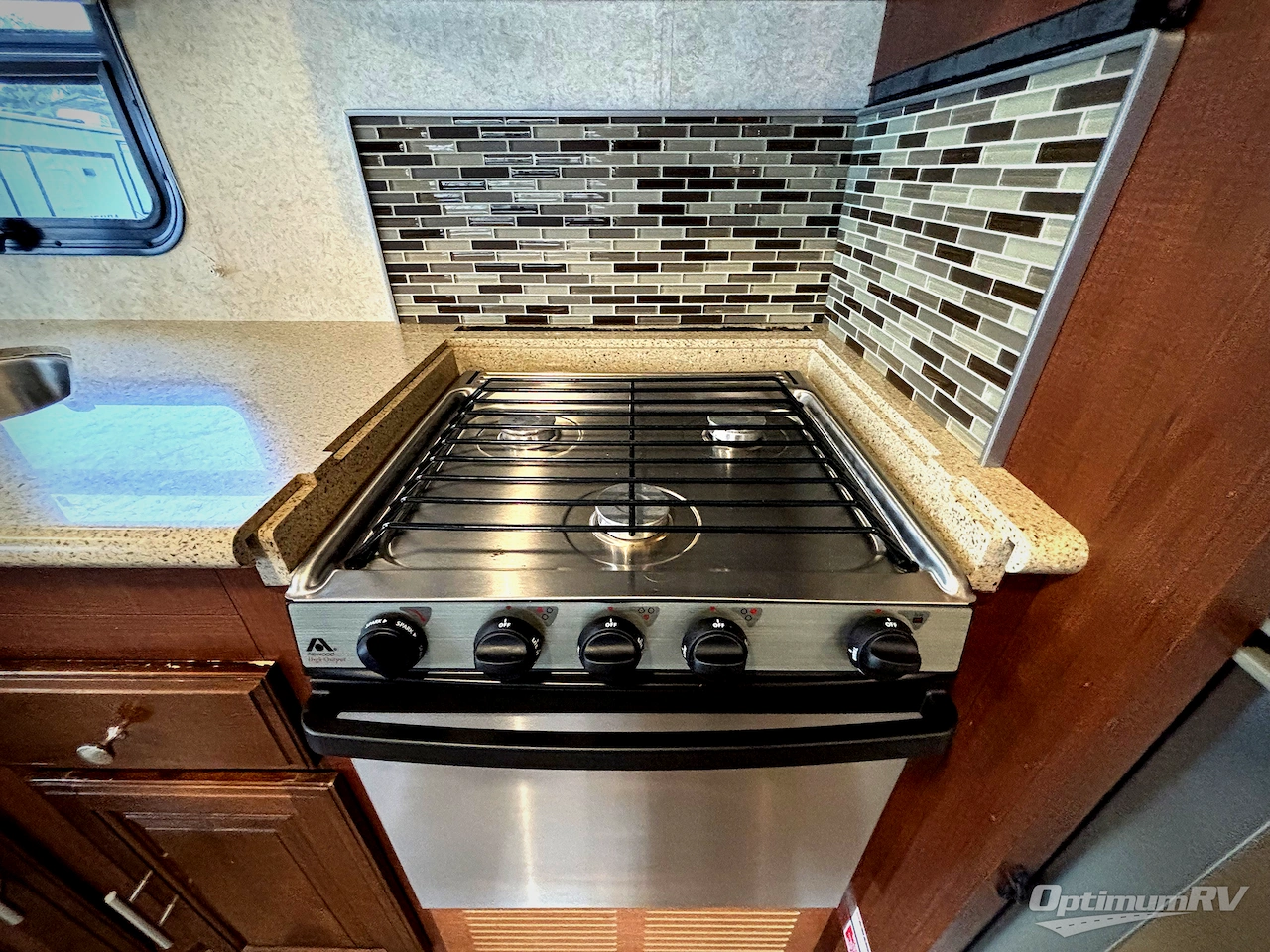 2017 Forest River Georgetown 335DS Photo 18
