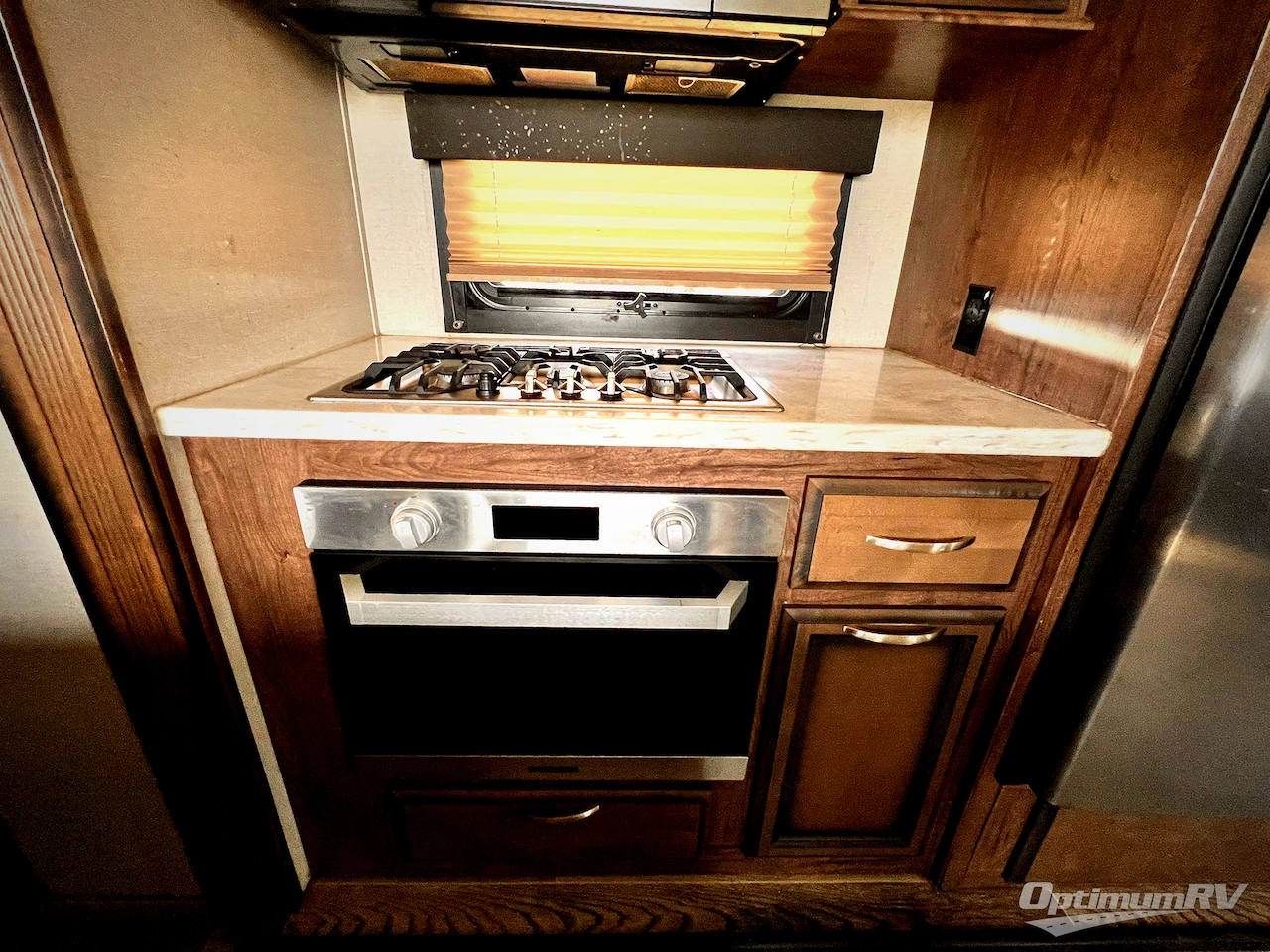 2019 KZ Durango Gold G353RKT Photo 11