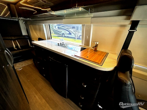 2016 Winnebago Era 70X RV Photo 2