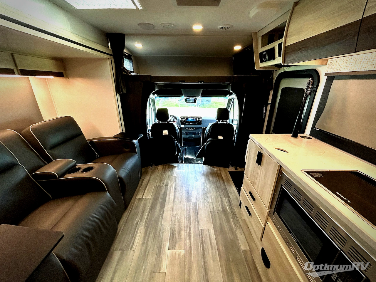 2023 Forest River Sunseeker MBS 2400B Photo 10