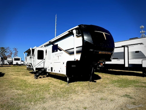 New 2026 Heartland Bighorn 39RK Featured Photo