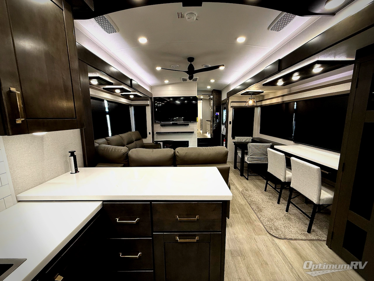 2026 Heartland Bighorn 39RK Photo 5