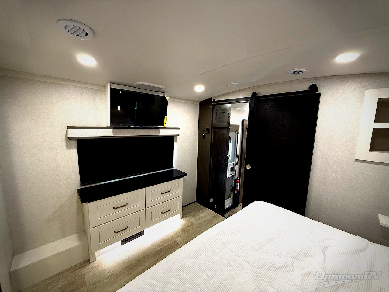 2026 Heartland Bighorn 39RK Photo 22