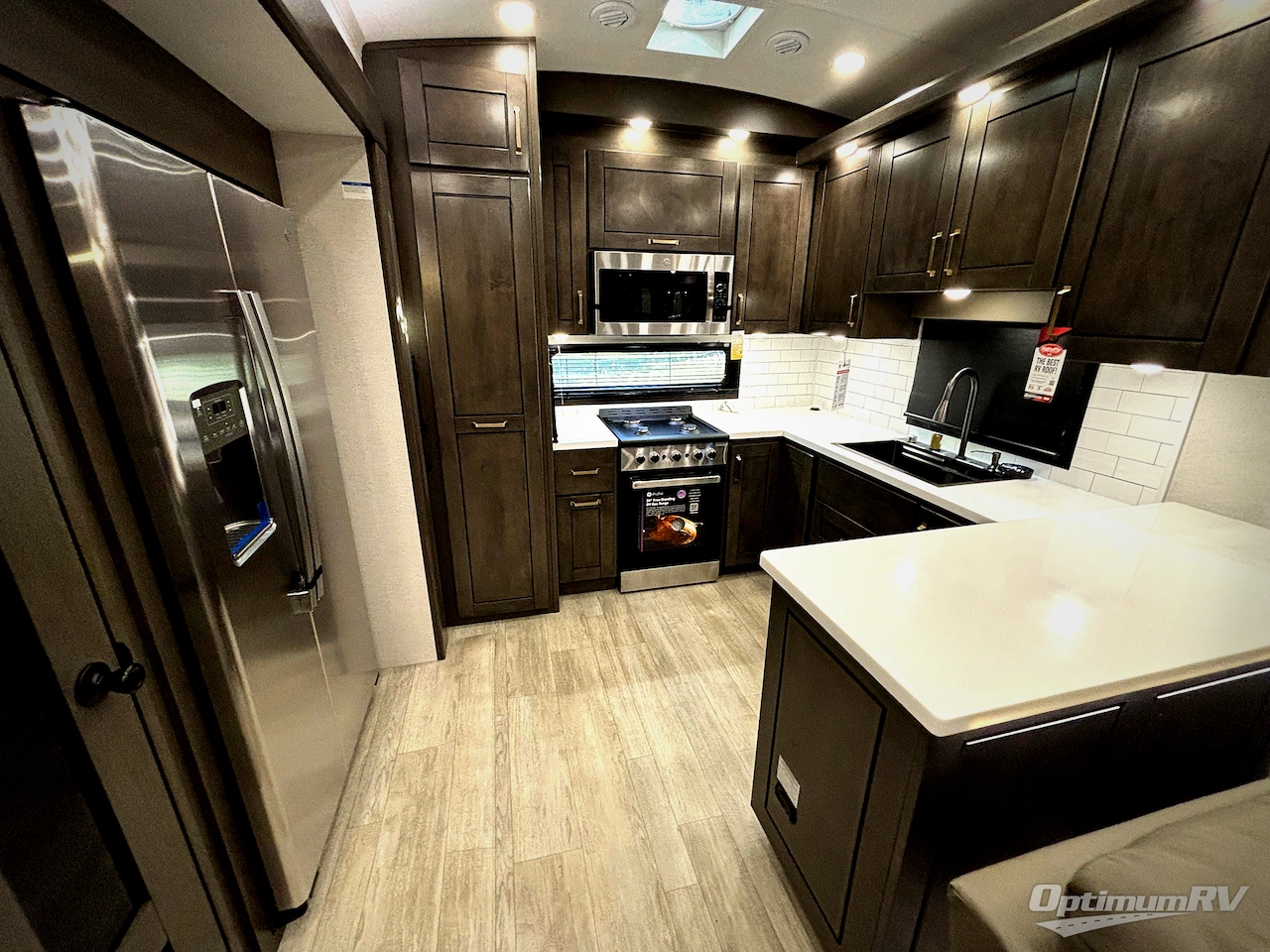 2026 Heartland Bighorn 39RK Photo 6