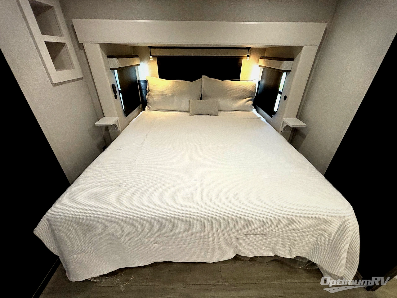 2026 Heartland Bighorn 39RK Photo 14