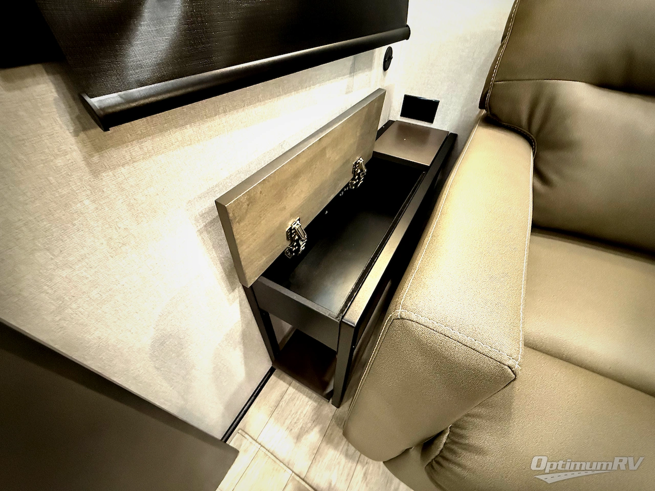 2026 Heartland Bighorn 37MD Photo 9