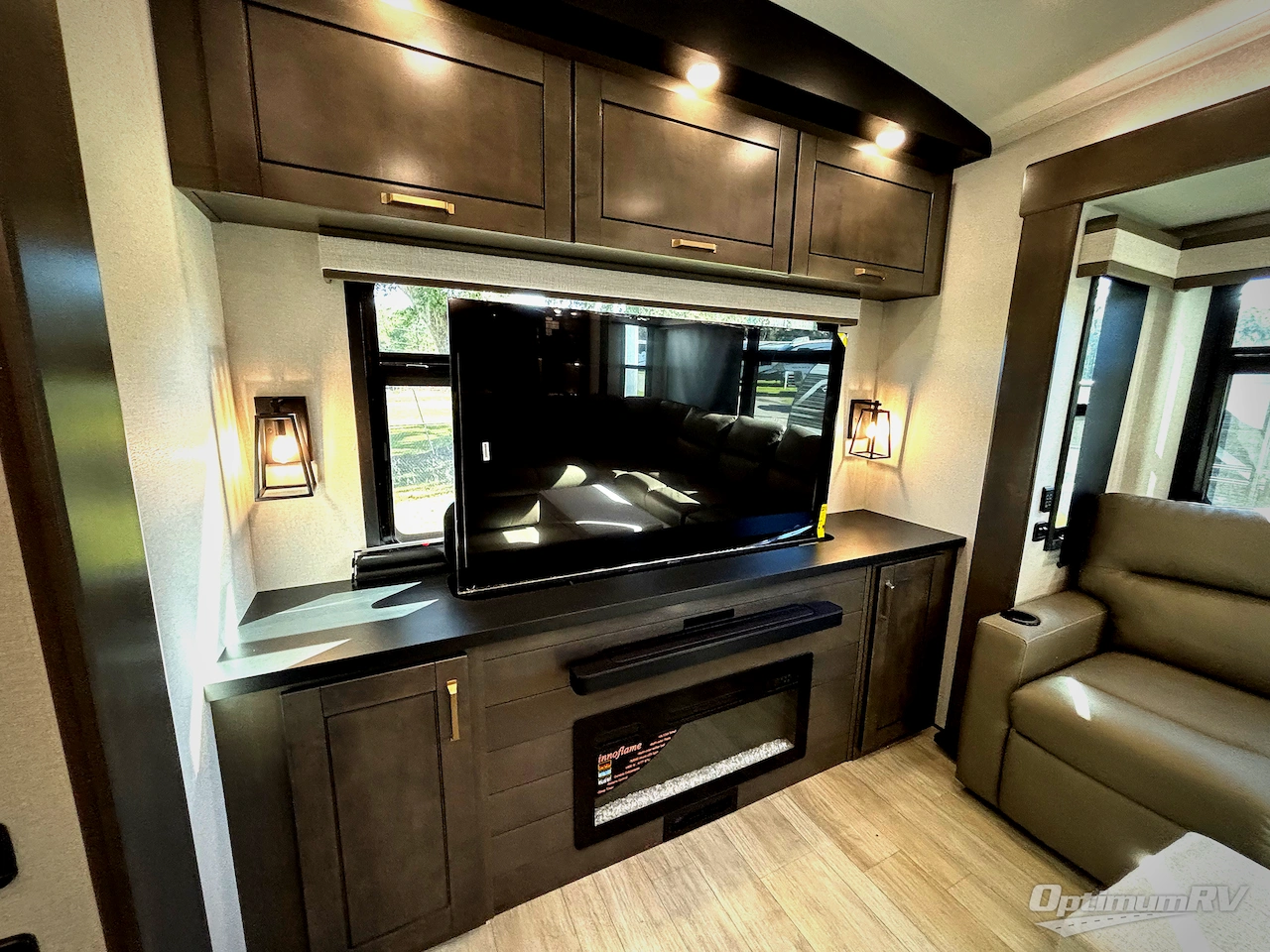 2026 Heartland Bighorn 38RE Photo 22