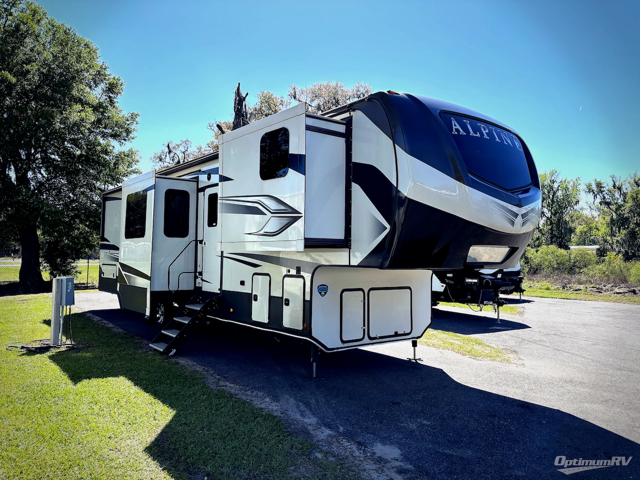 2022 Keystone alpine 3790FK Photo 1