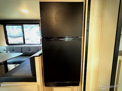 2022 Coachmen Apex Ultra-Lite 266BHS RV Photo 4