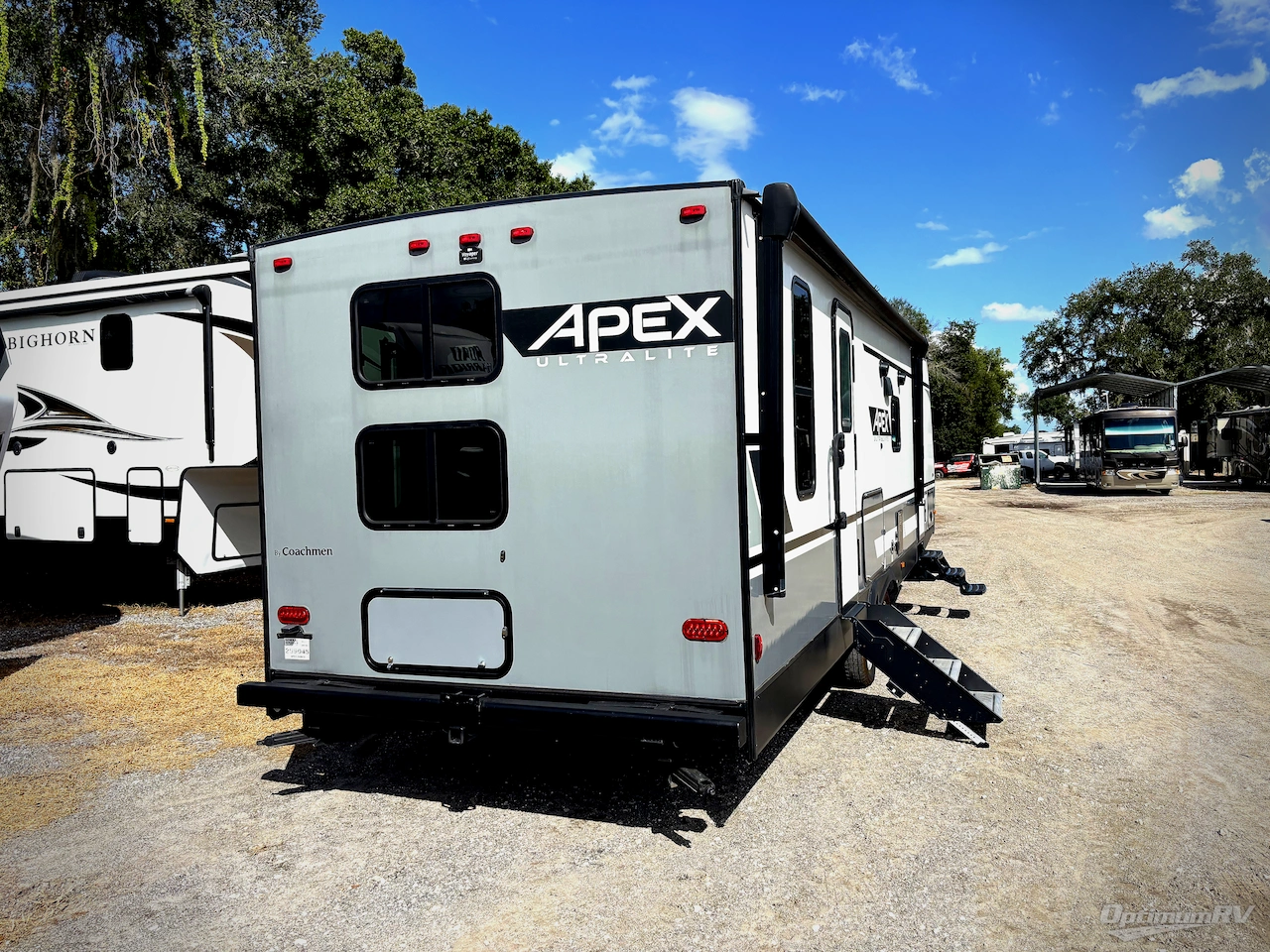 2022 Coachmen Apex Ultra-Lite 266BHS Photo 2
