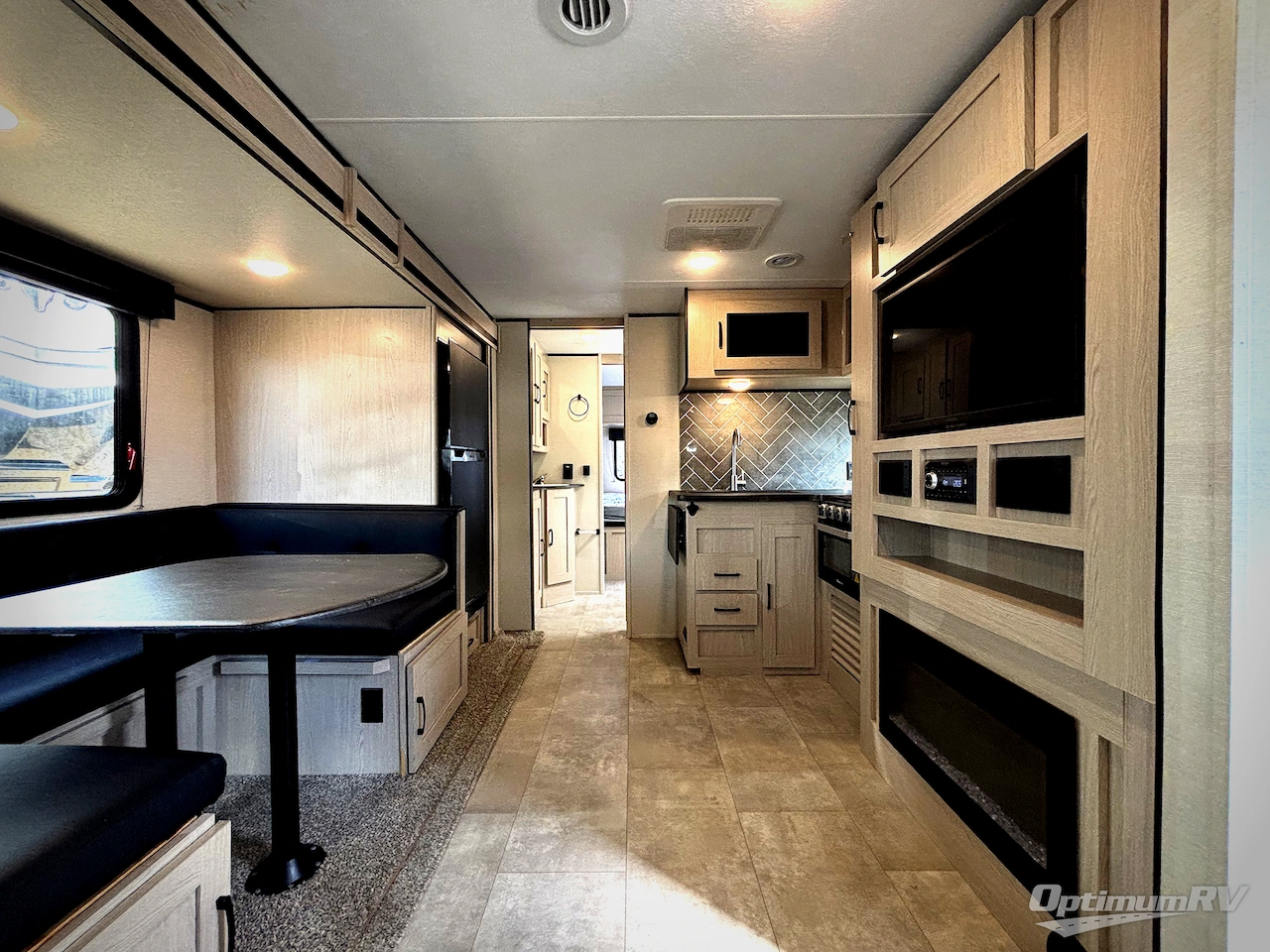 2022 Coachmen Apex Ultra-Lite 266BHS Photo 4