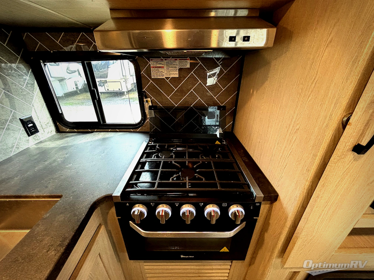 2022 Coachmen Apex Ultra-Lite 266BHS Photo 7