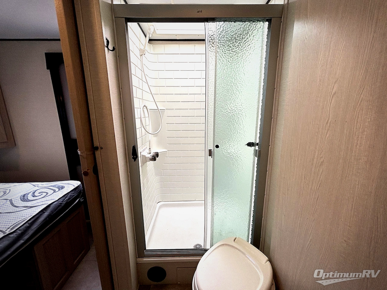 2022 Coachmen Apex Ultra-Lite 266BHS Photo 11