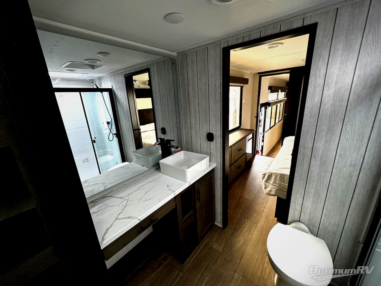 2026 Forest River Cherokee Arctic Wolf 38LEAH.G Photo 30