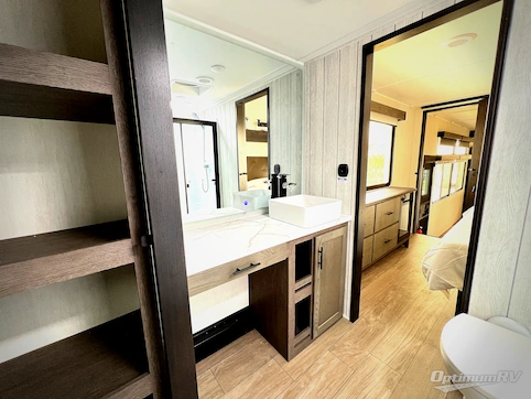 2026 Forest River Cherokee Arctic Wolf 38LEAH.G RV Photo 4