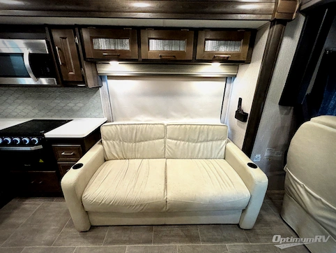 2022 Coachmen Mirada 315KS RV Photo 3
