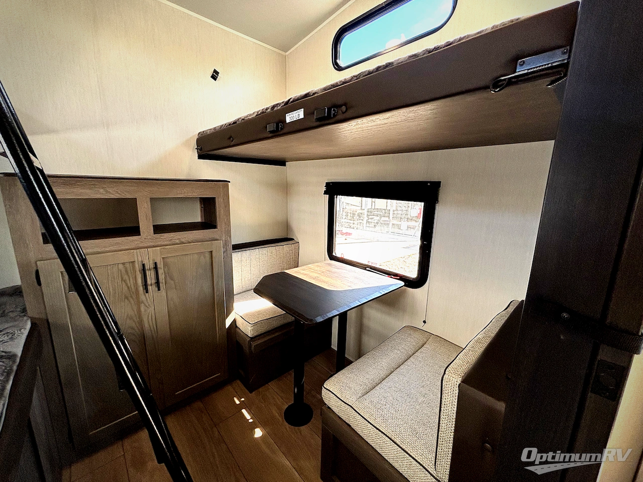 2026 Forest River Cherokee Arctic Wolf 285OPT Photo 10