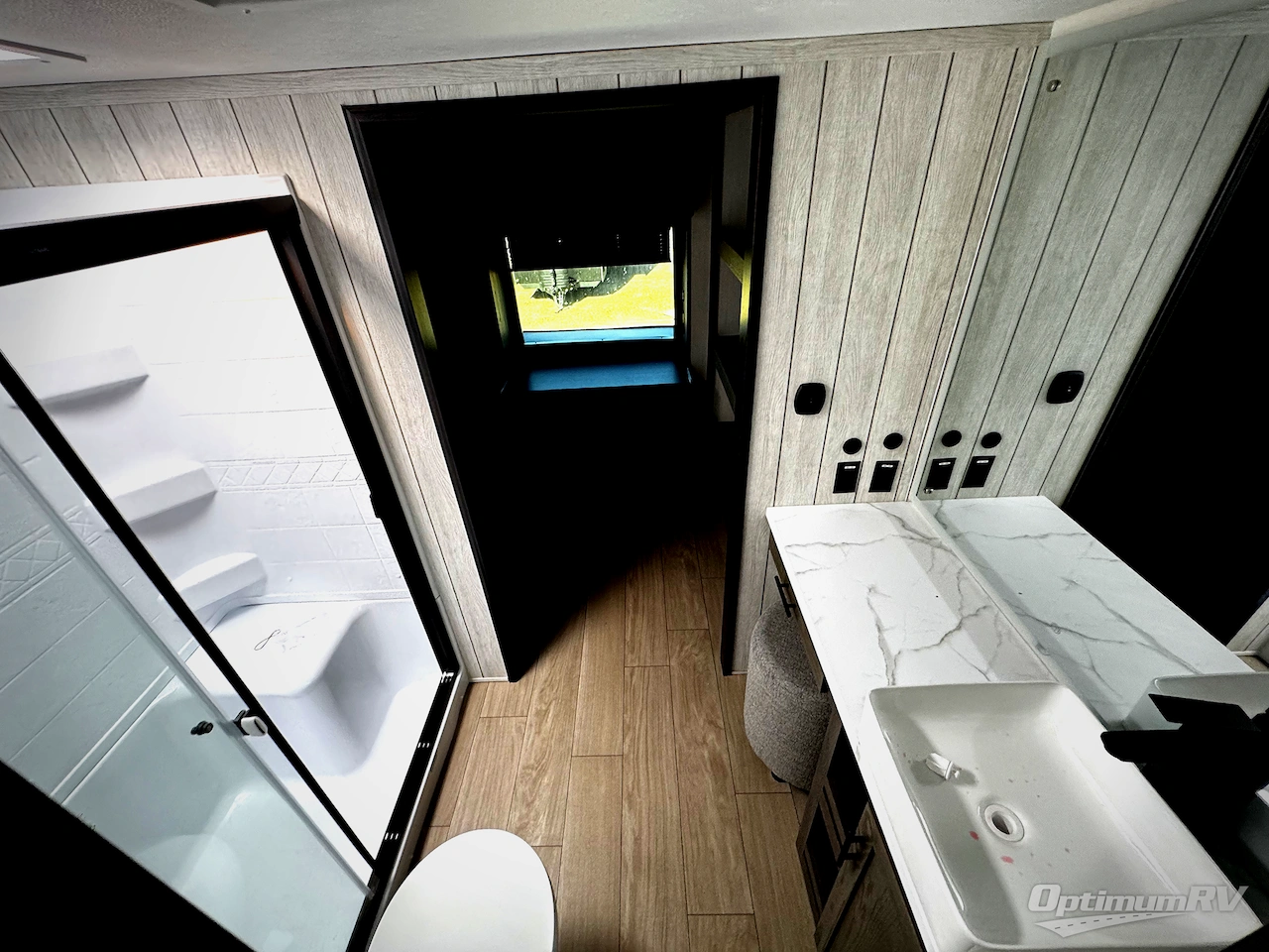 2026 Forest River Cherokee Arctic Wolf 38LEAH.G Photo 18