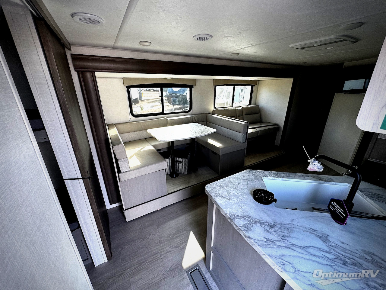 2026 Coachmen Clipper 6K Series 292TB Photo 4
