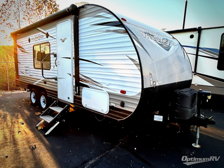 2018 Forest River Wildwood X-Lite 201BHXL RV Photo 1