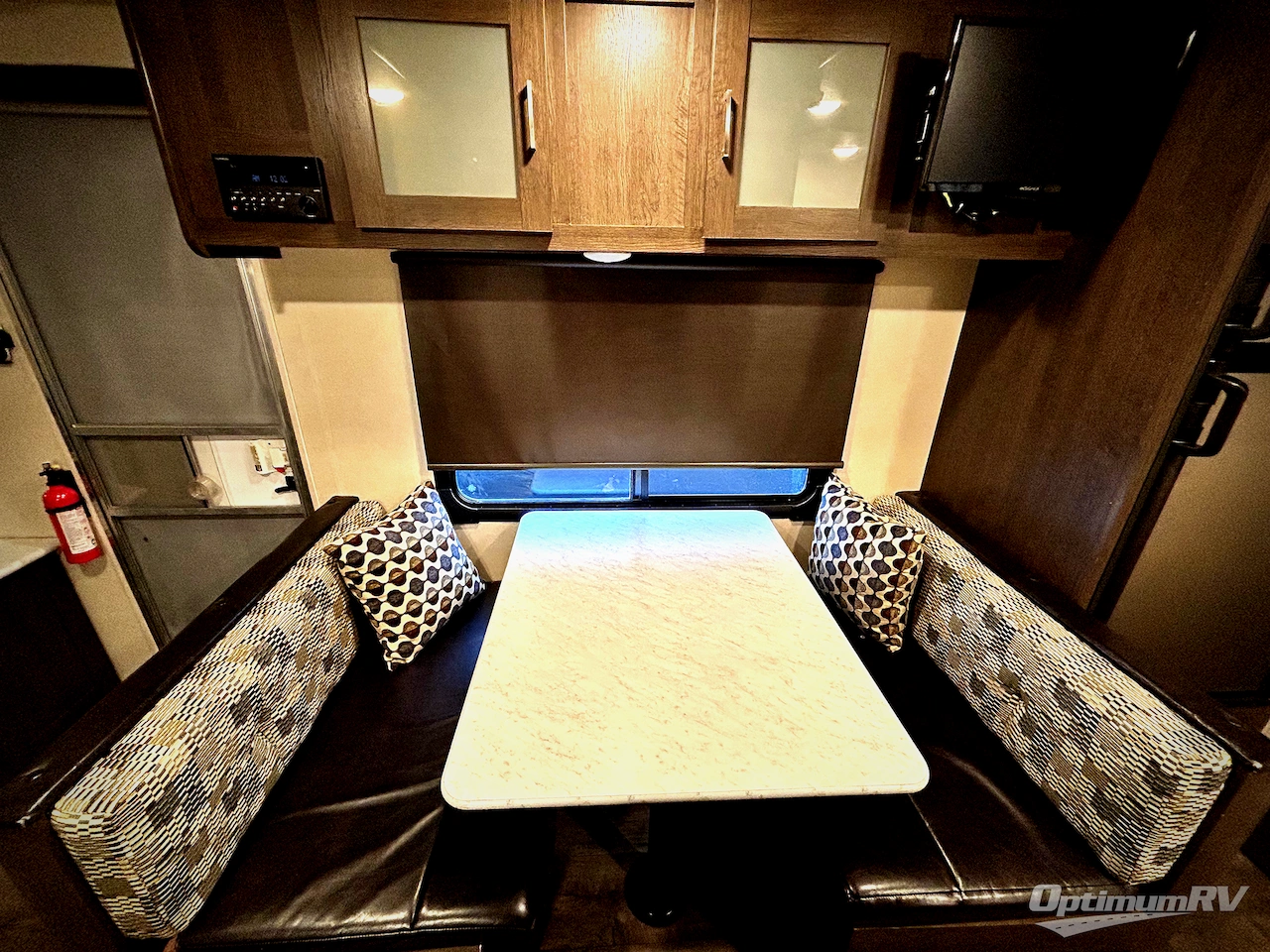 2018 Forest River Wildwood X-Lite 201BHXL Photo 7