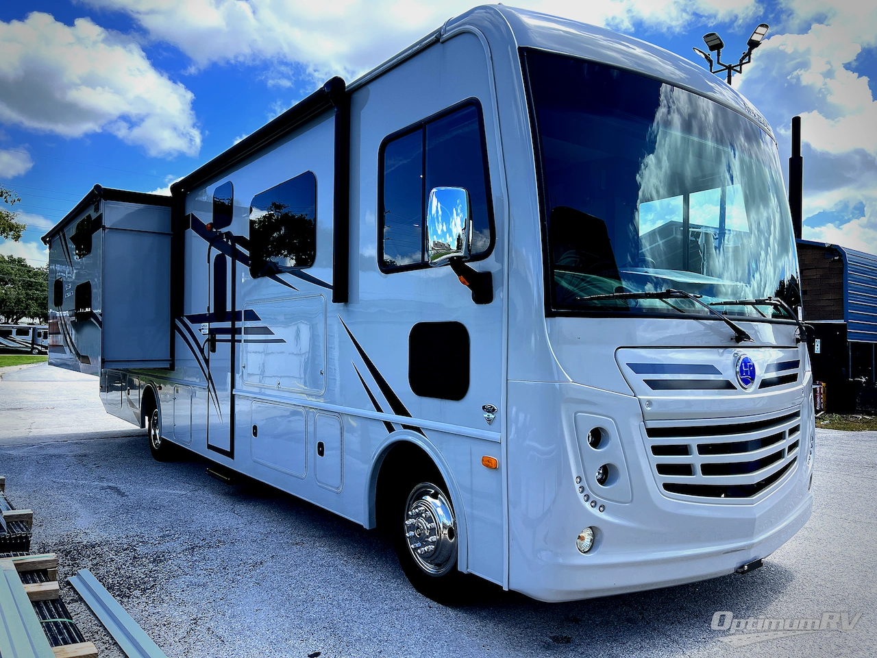2024 Holiday Rambler Admiral 33B6 Photo 1