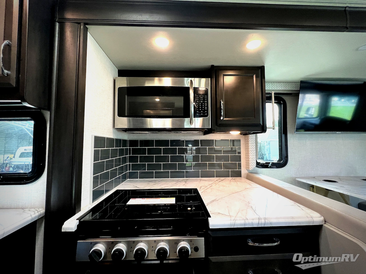 2024 Holiday Rambler Admiral 33B6 Photo 13