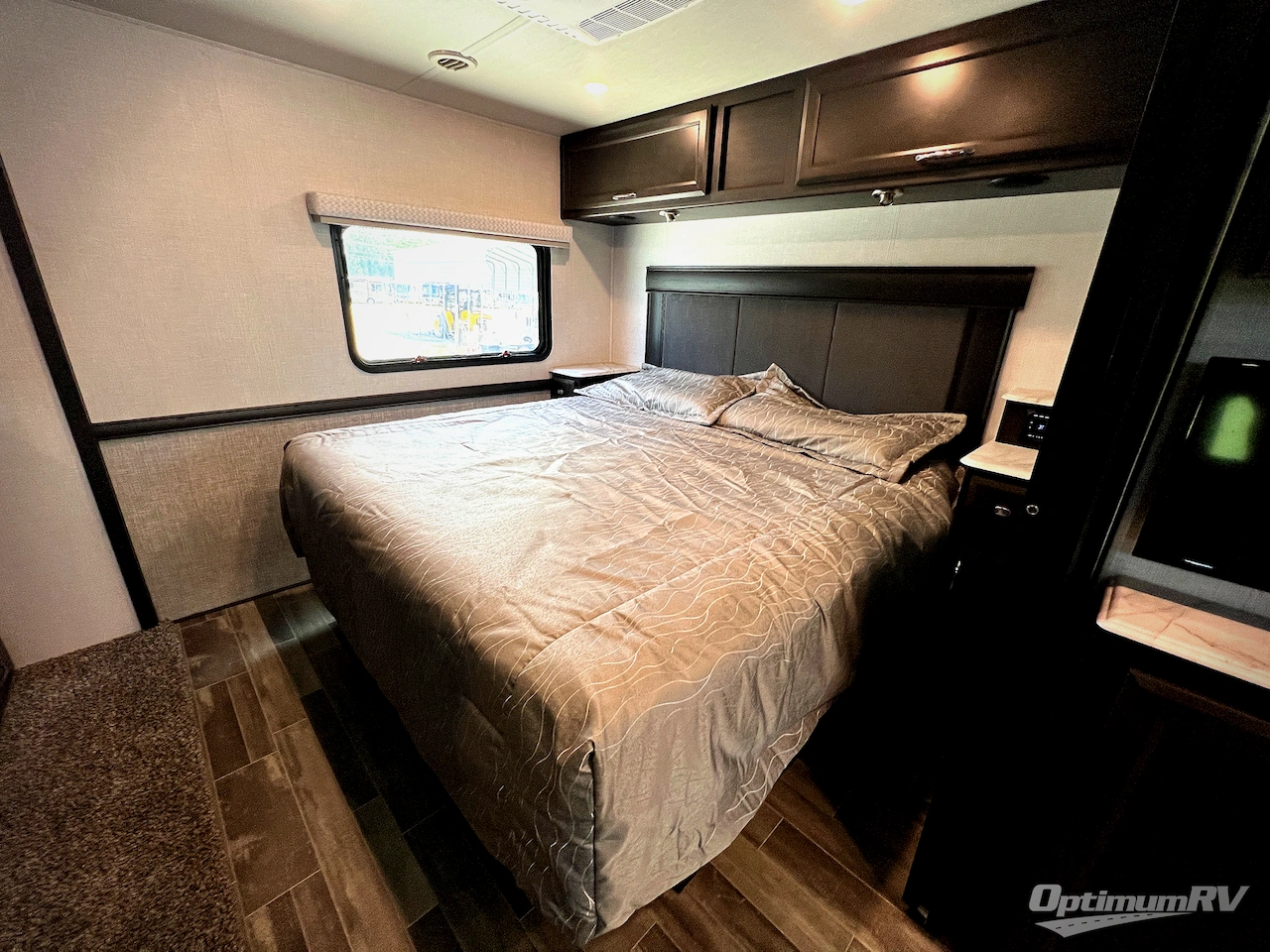 2024 Holiday Rambler Admiral 33B6 Photo 18