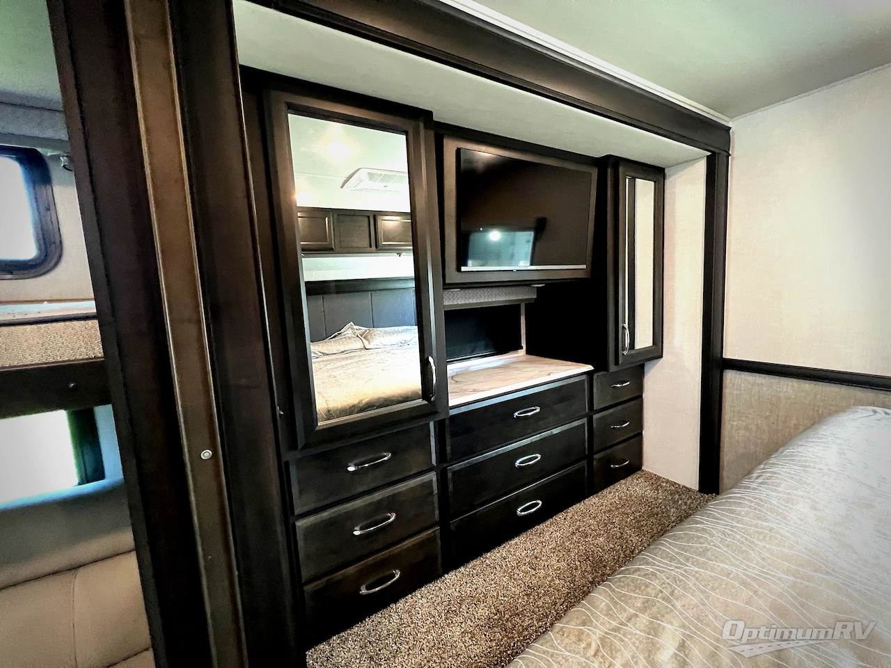 2024 Holiday Rambler Admiral 33B6 Photo 19