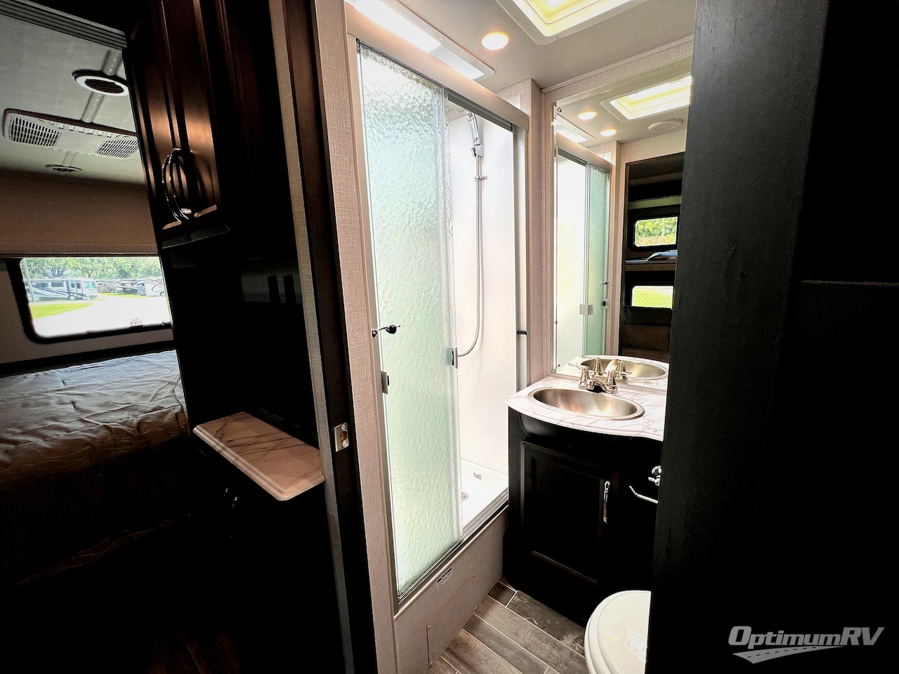 2024 Holiday Rambler Admiral 33B6 Photo 22